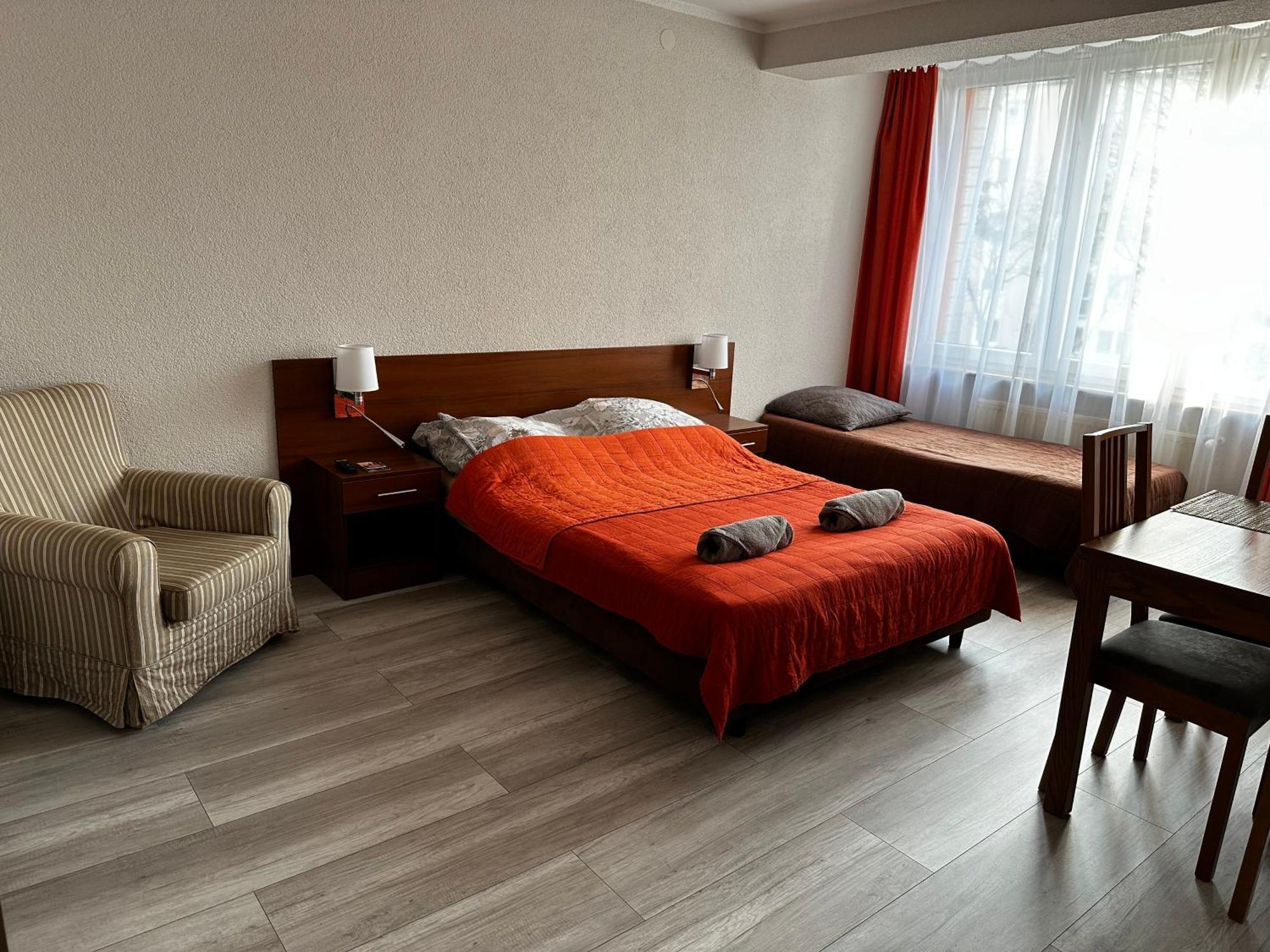 Kompleks Apartament-Serwis Kraków Exteriör bild