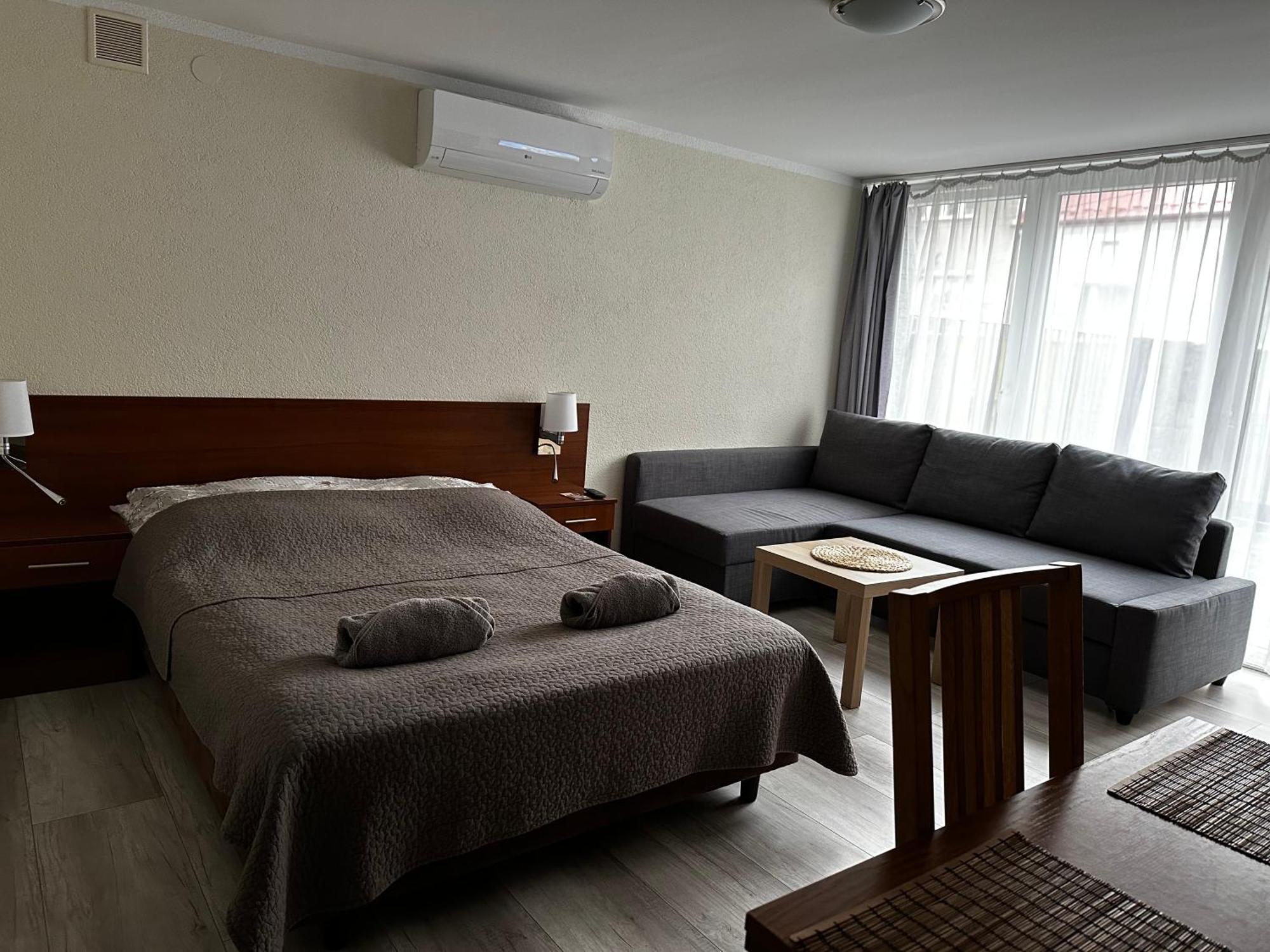 Kompleks Apartament-Serwis Kraków Exteriör bild
