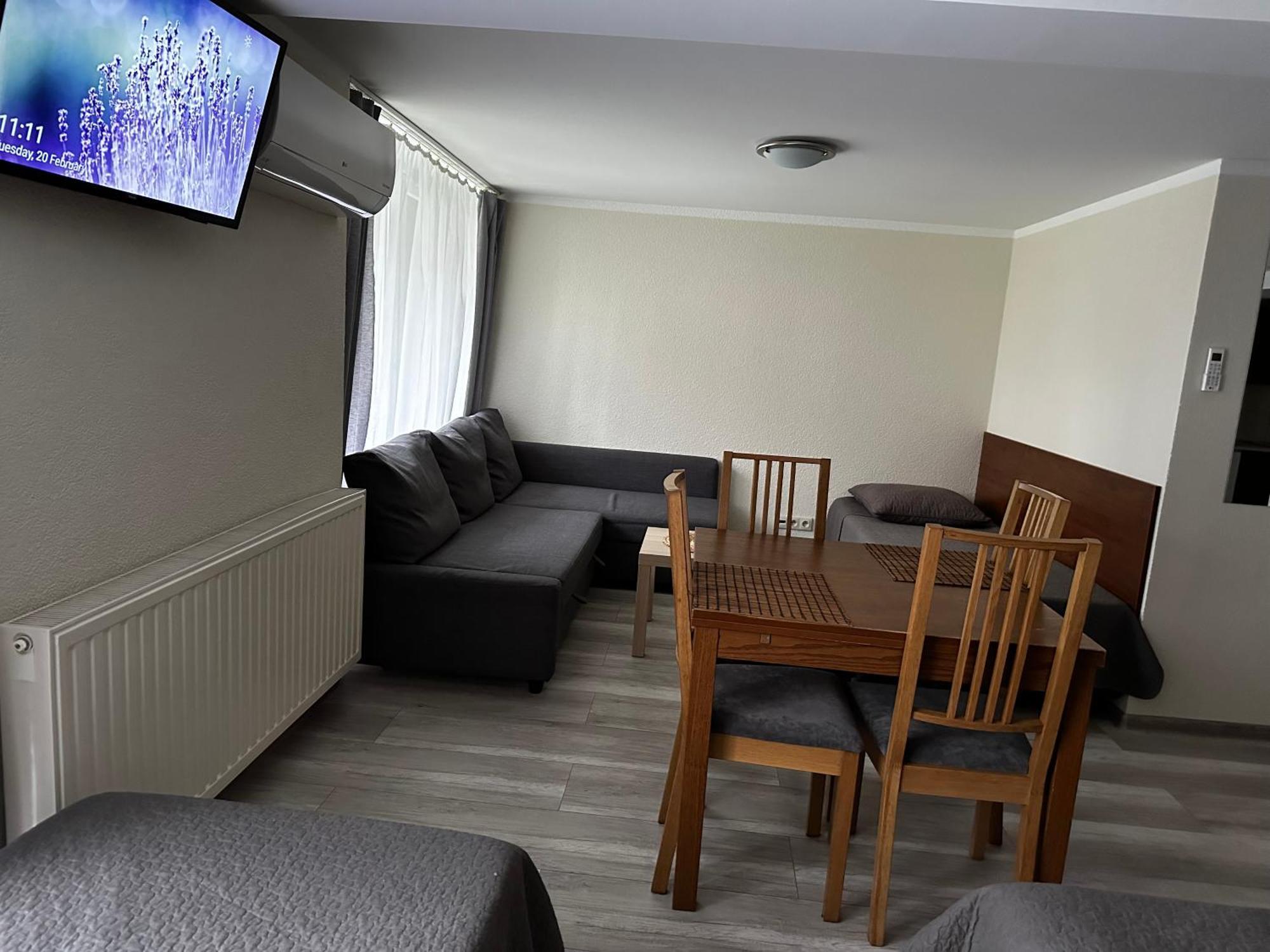 Kompleks Apartament-Serwis Kraków Exteriör bild
