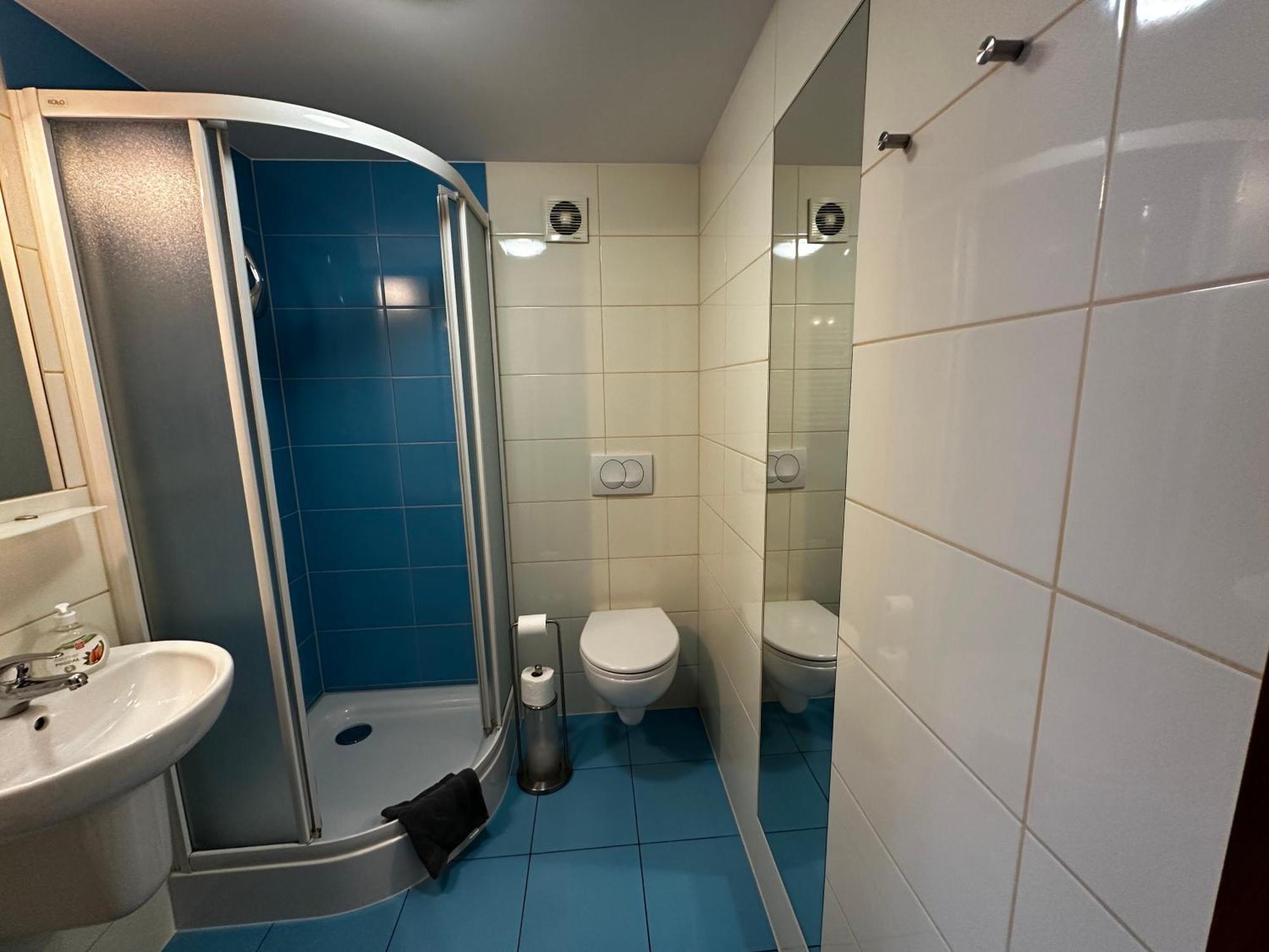 Kompleks Apartament-Serwis Kraków Exteriör bild